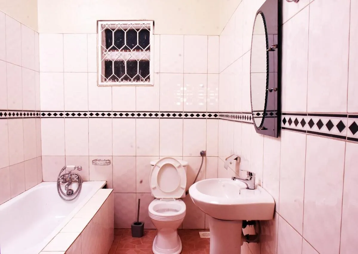 Carmella Exquisite Home Wh Kampala Apartament